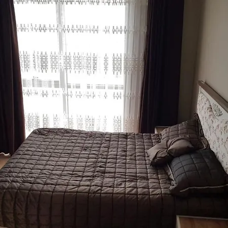Daire Cozy 2+1 5 Min Walk To Mall Of